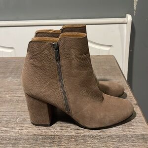Lucky‎ Brand Shaynah Suede Bootie Size 8